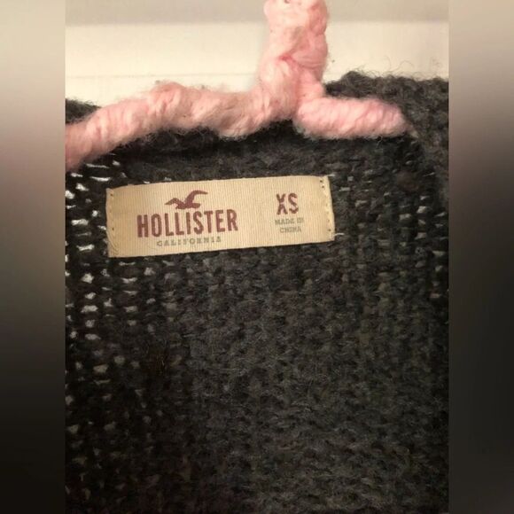 ☸️ Hollister | Tassel Knit  Asymmetric Wool Shrug - Picture 4 of 6